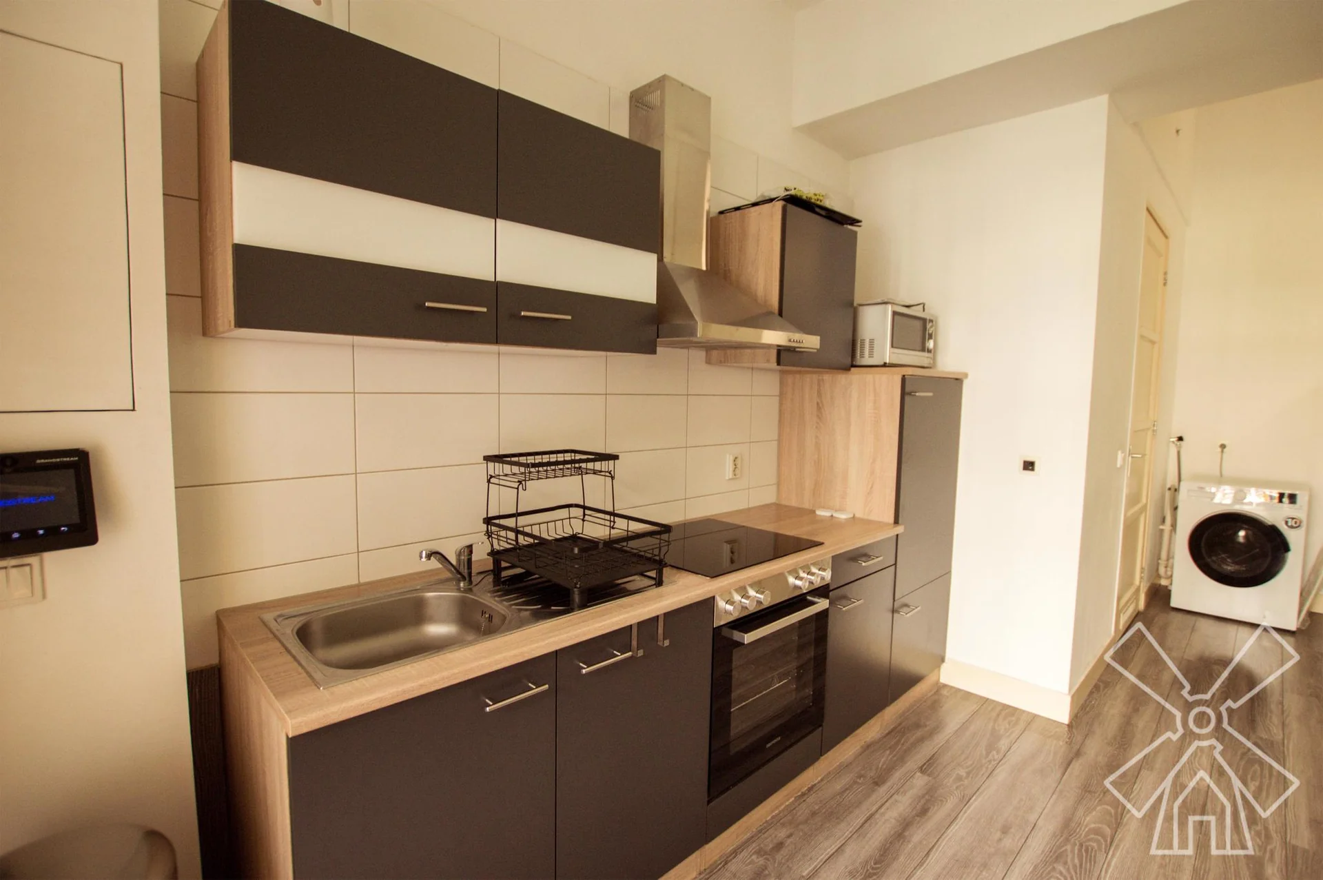 geblurde versie van de foto als achtergrond