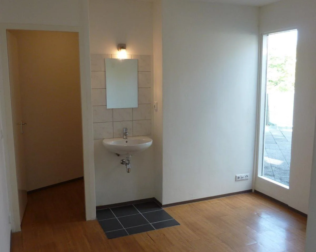 geblurde versie van de foto als achtergrond