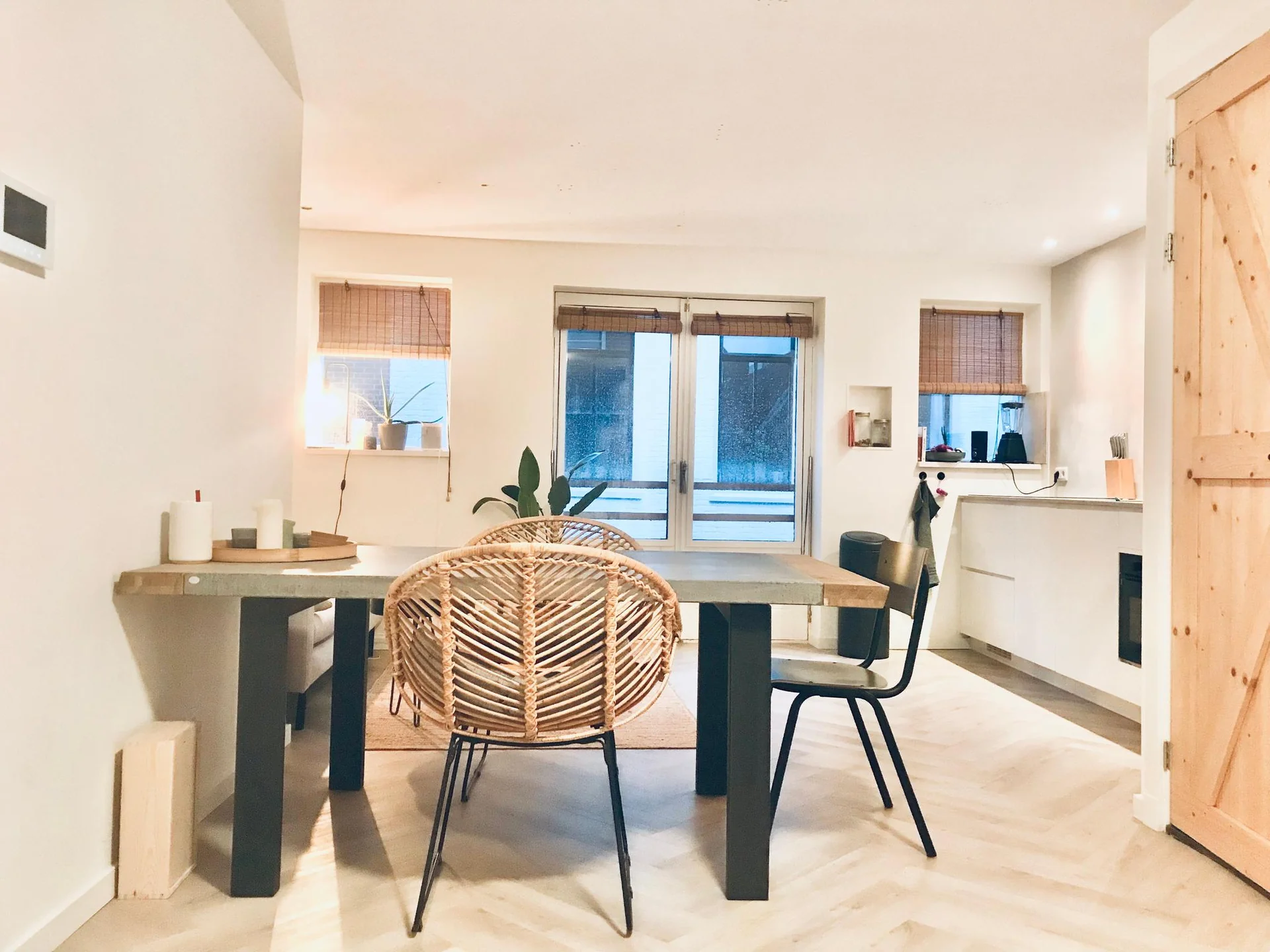 geblurde versie van de foto als achtergrond