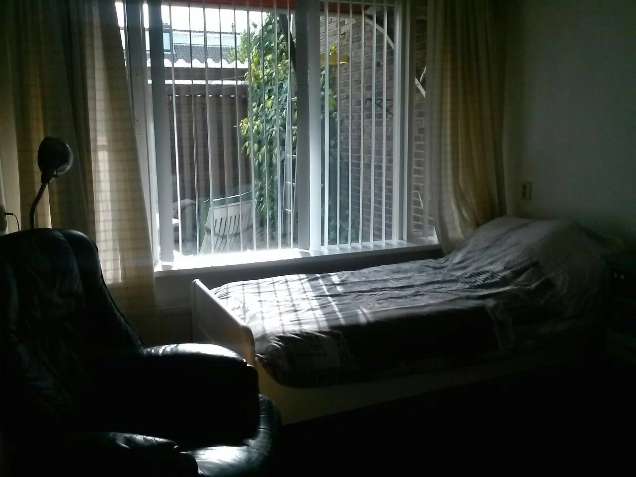 geblurde versie van de foto als achtergrond