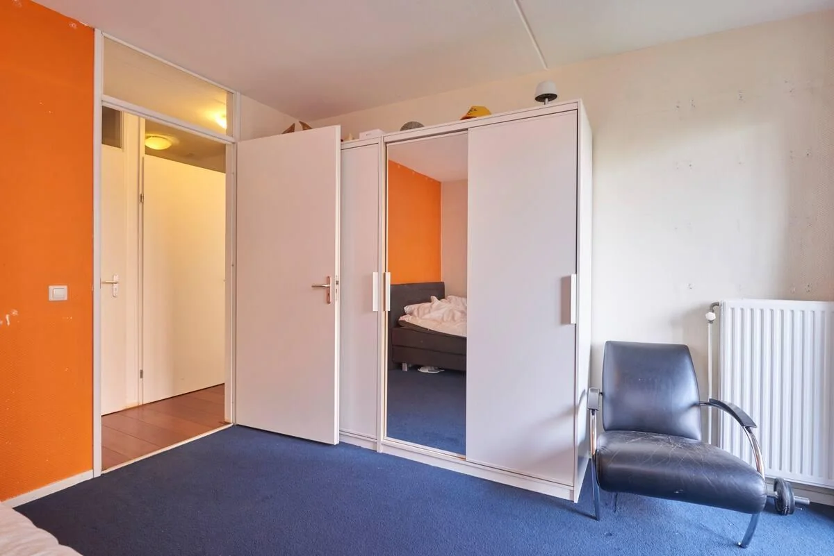 geblurde versie van de foto als achtergrond