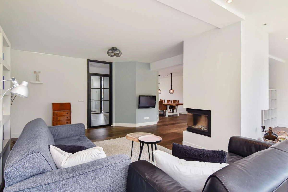 geblurde versie van de foto als achtergrond