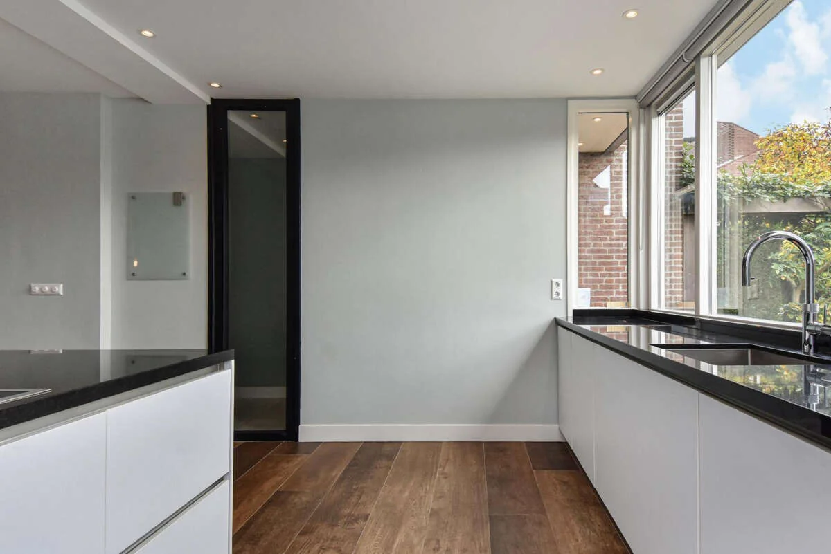 geblurde versie van de foto als achtergrond