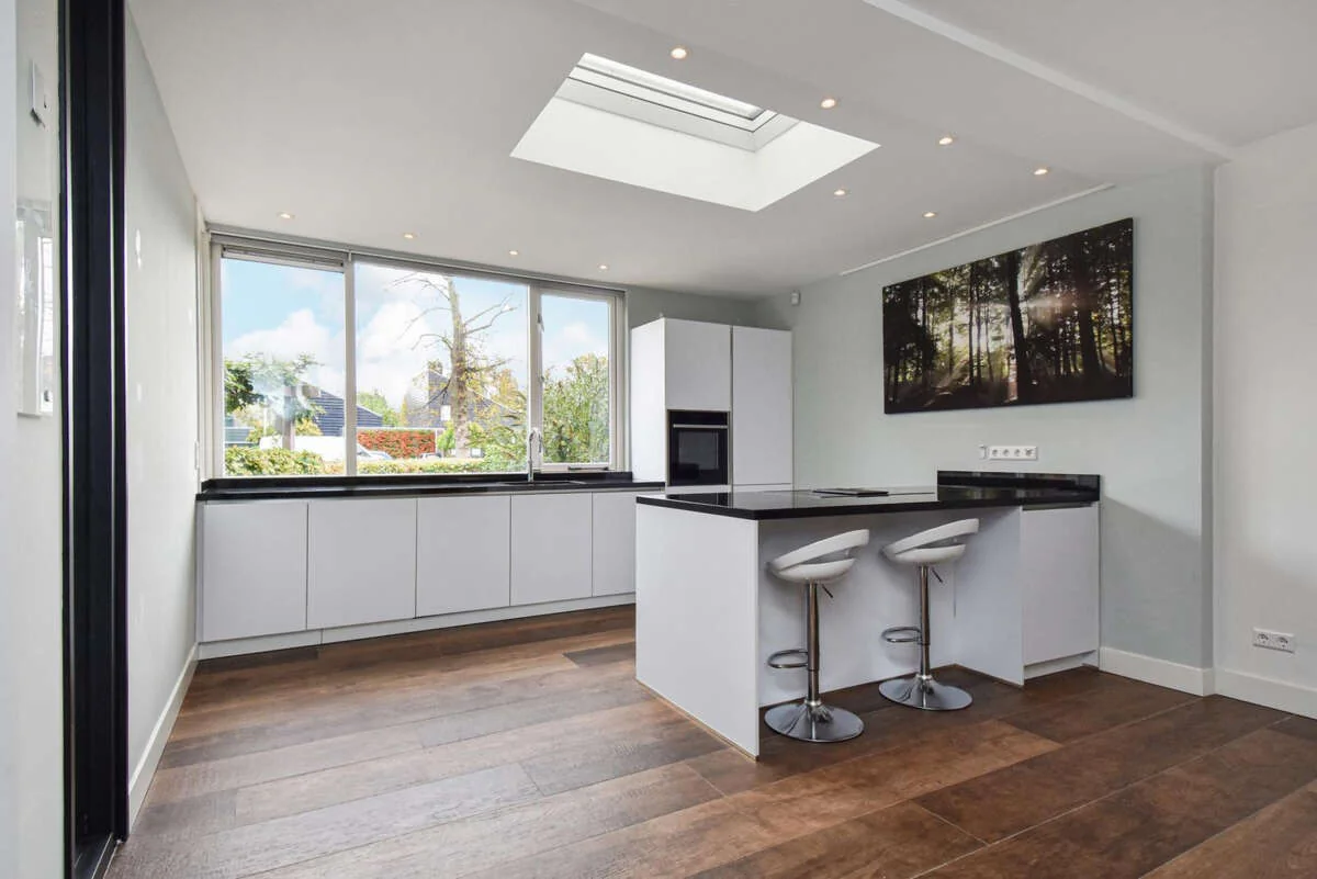 geblurde versie van de foto als achtergrond