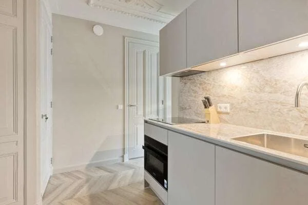 geblurde versie van de foto als achtergrond