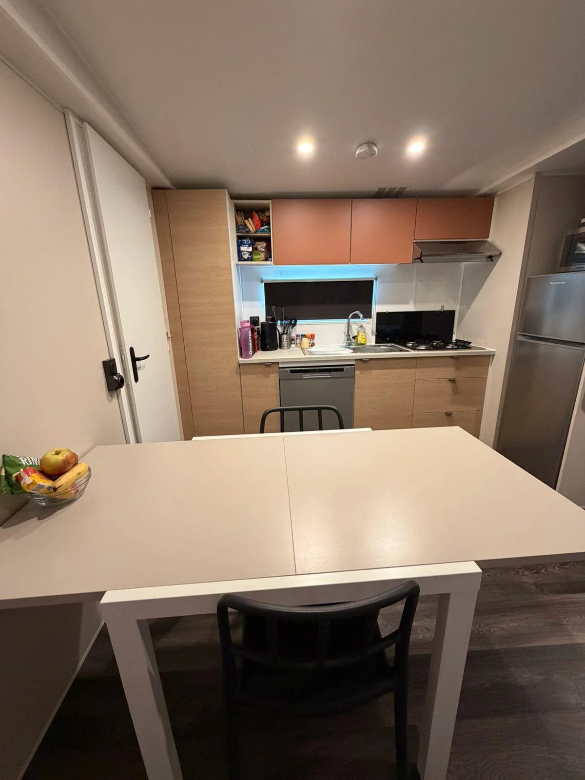 geblurde versie van de foto als achtergrond