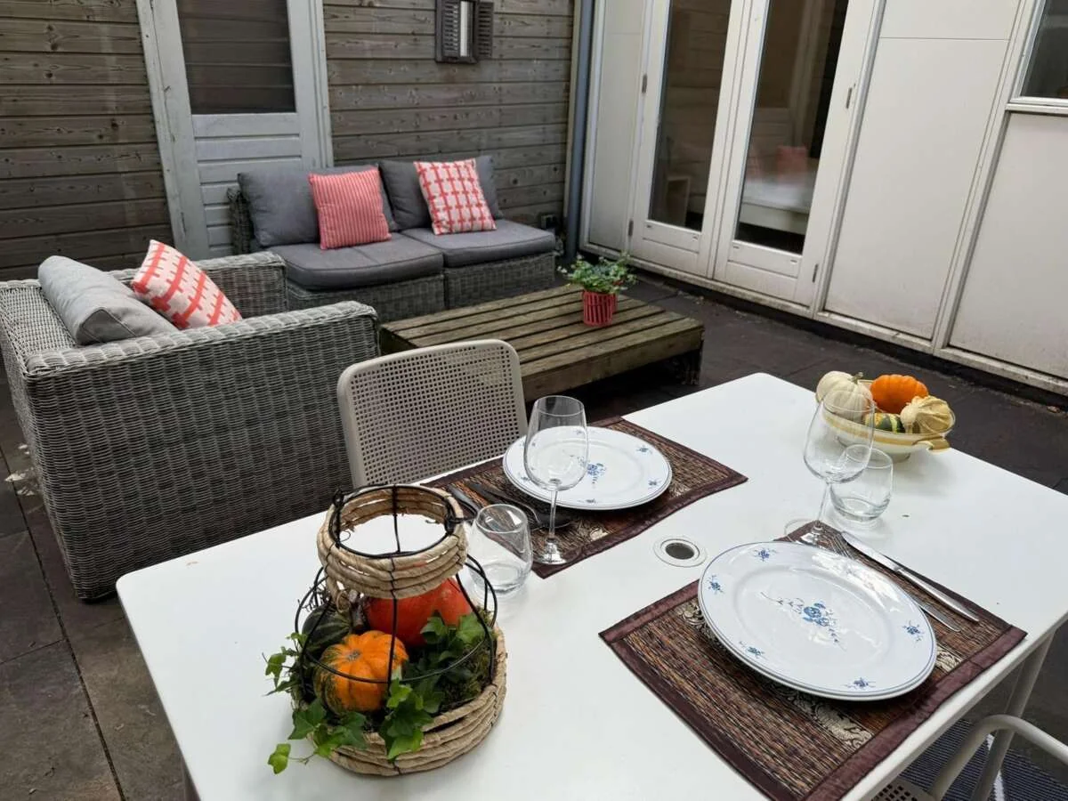 geblurde versie van de foto als achtergrond