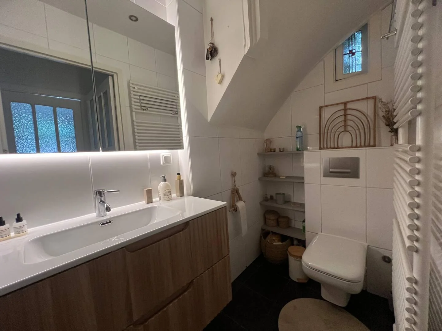 geblurde versie van de foto als achtergrond