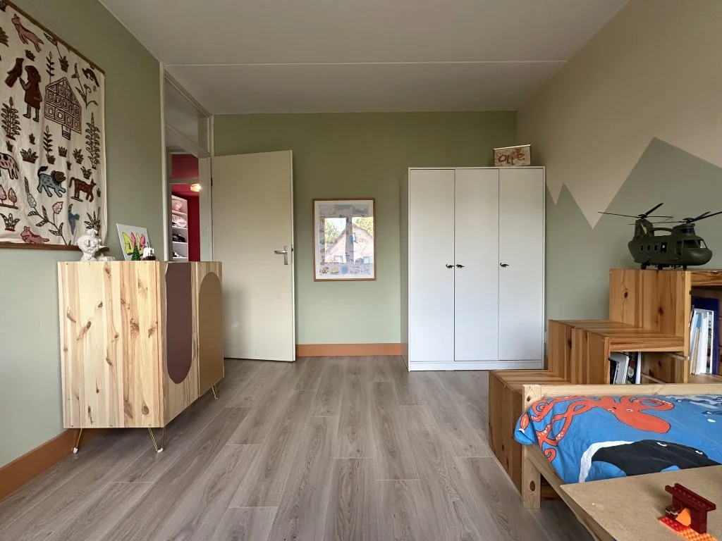 geblurde versie van de foto als achtergrond