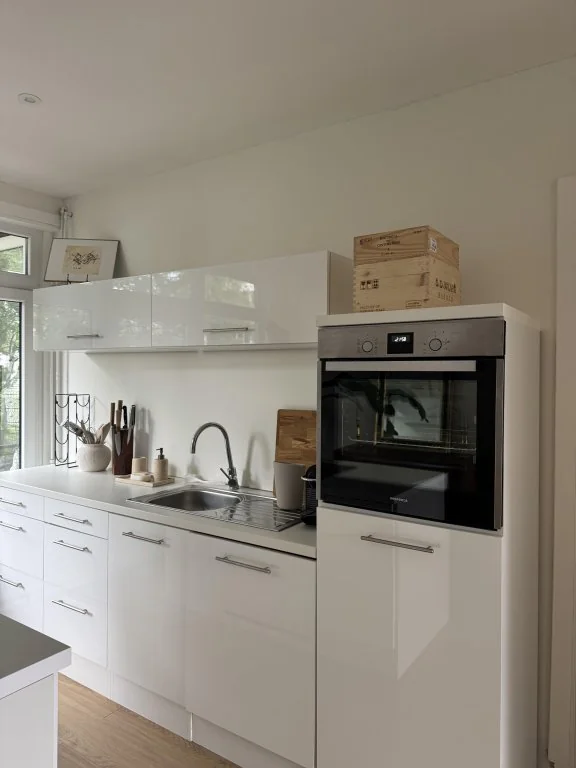 geblurde versie van de foto als achtergrond