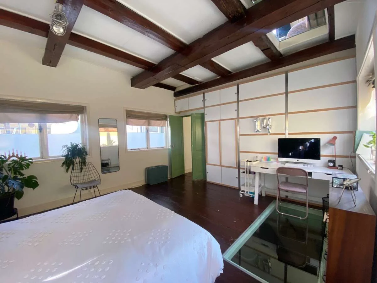 geblurde versie van de foto als achtergrond