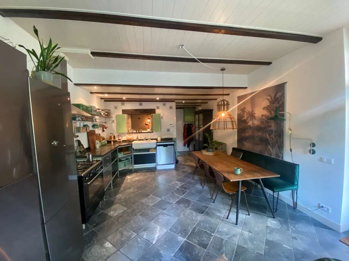 geblurde versie van de foto als achtergrond