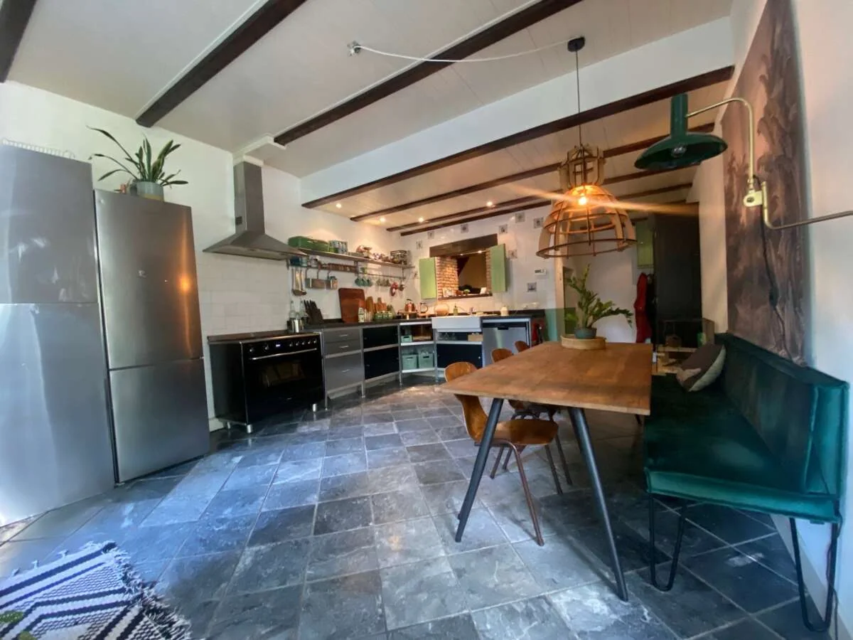 geblurde versie van de foto als achtergrond