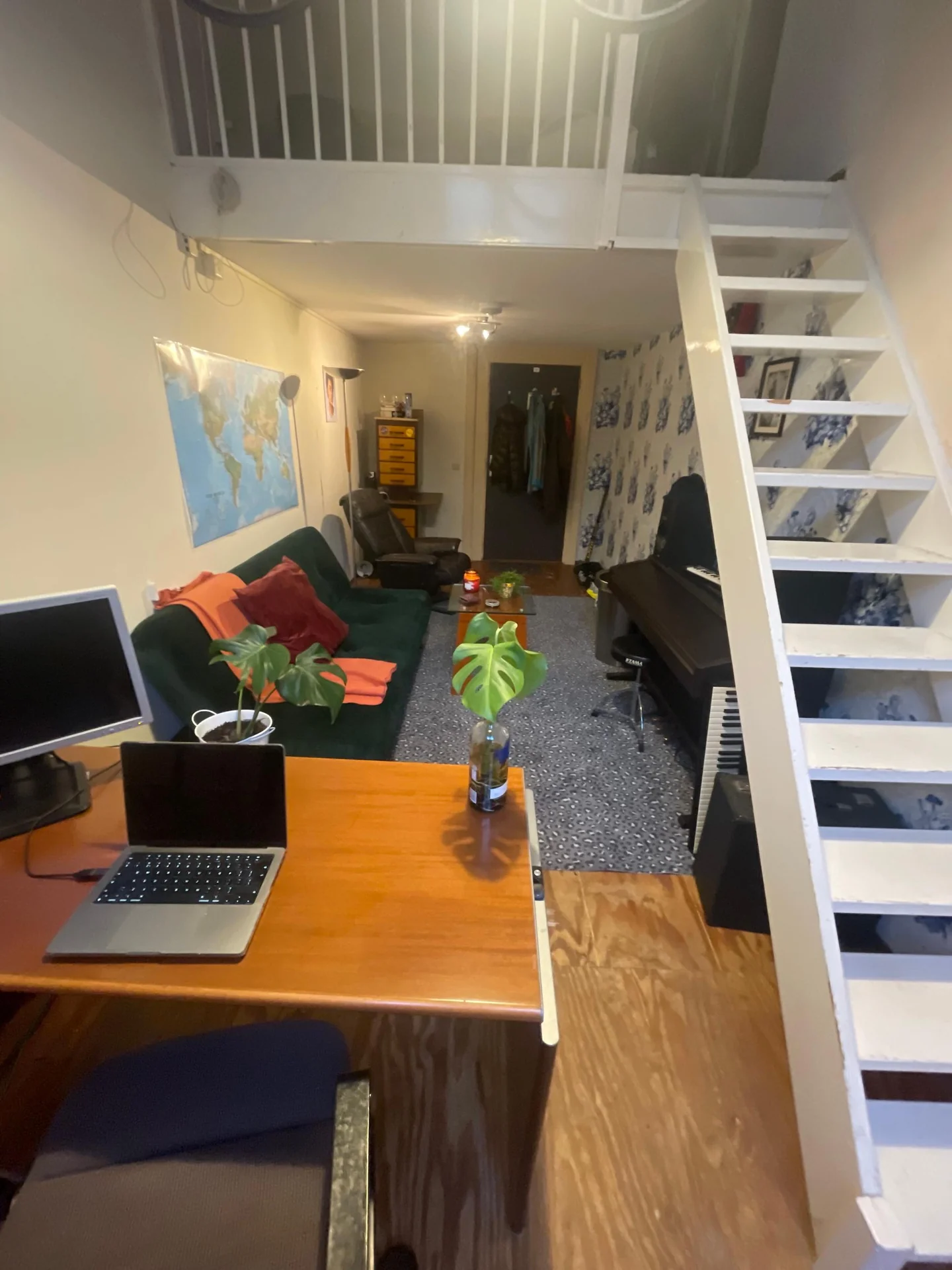 geblurde versie van de foto als achtergrond