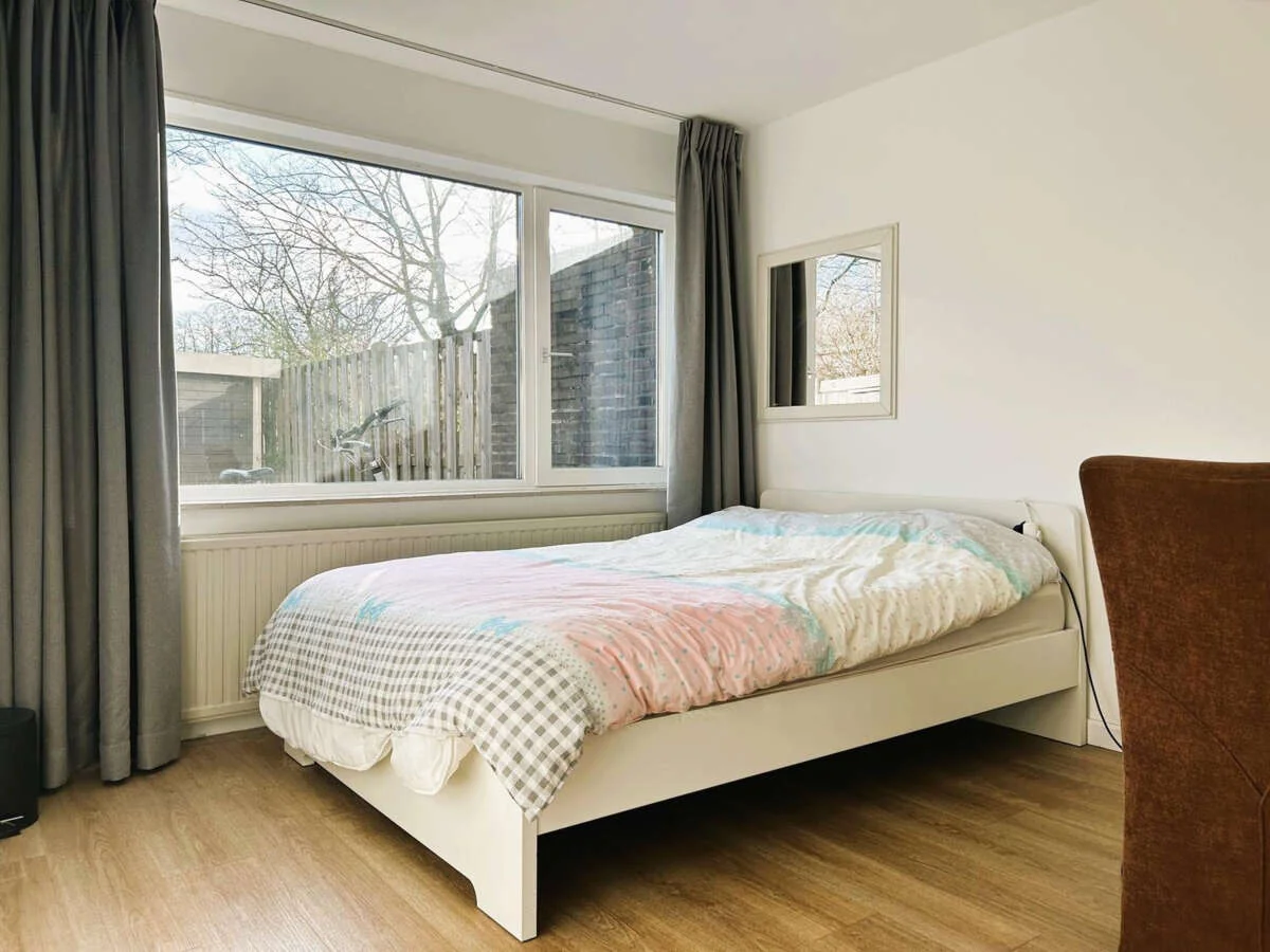 geblurde versie van de foto als achtergrond