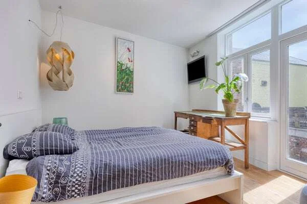 geblurde versie van de foto als achtergrond