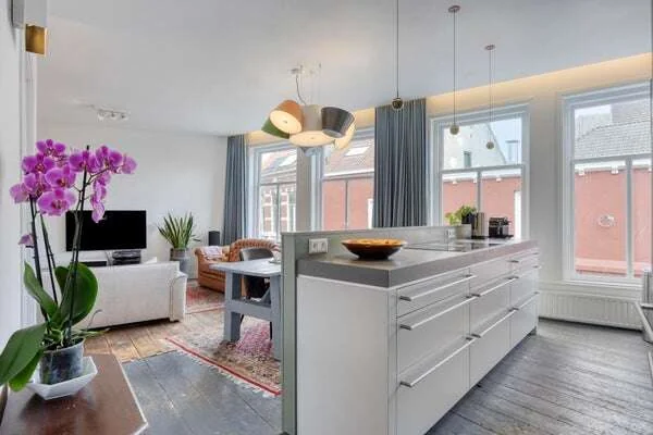 geblurde versie van de foto als achtergrond