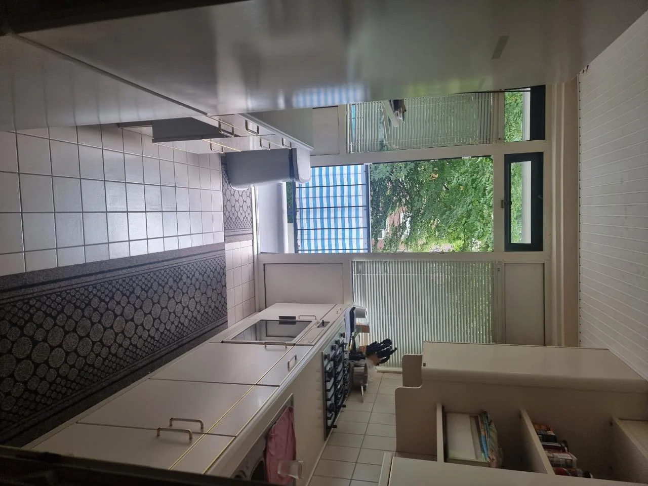 geblurde versie van de foto als achtergrond