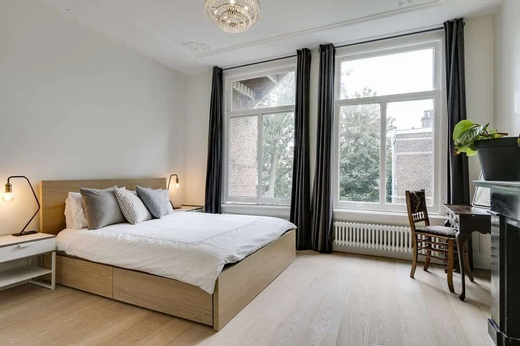 geblurde versie van de foto als achtergrond