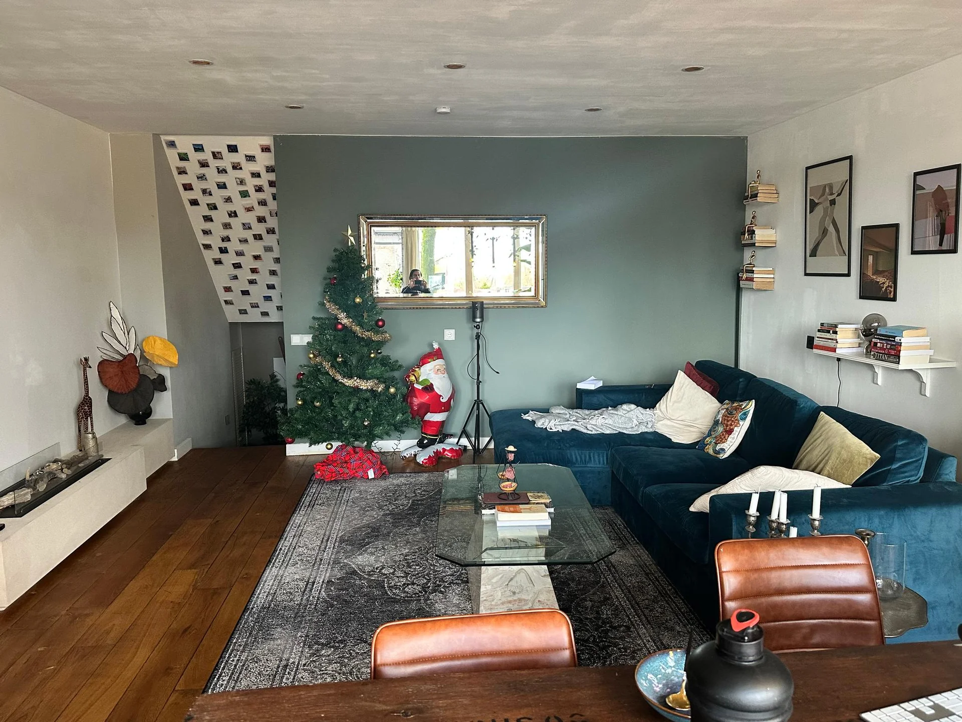 geblurde versie van de foto als achtergrond