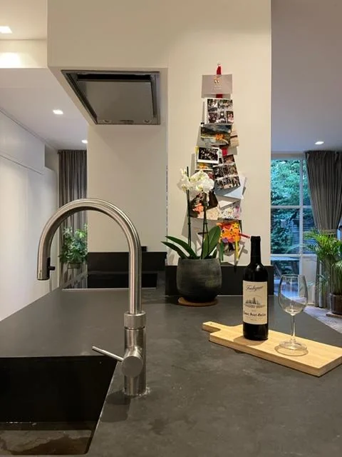 geblurde versie van de foto als achtergrond