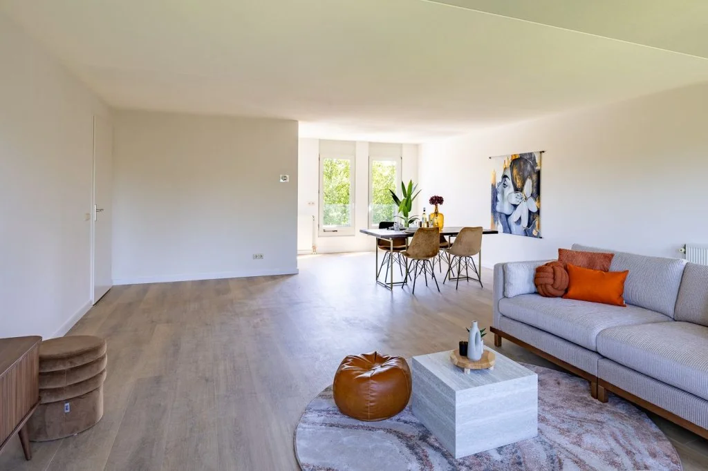 geblurde versie van de foto als achtergrond