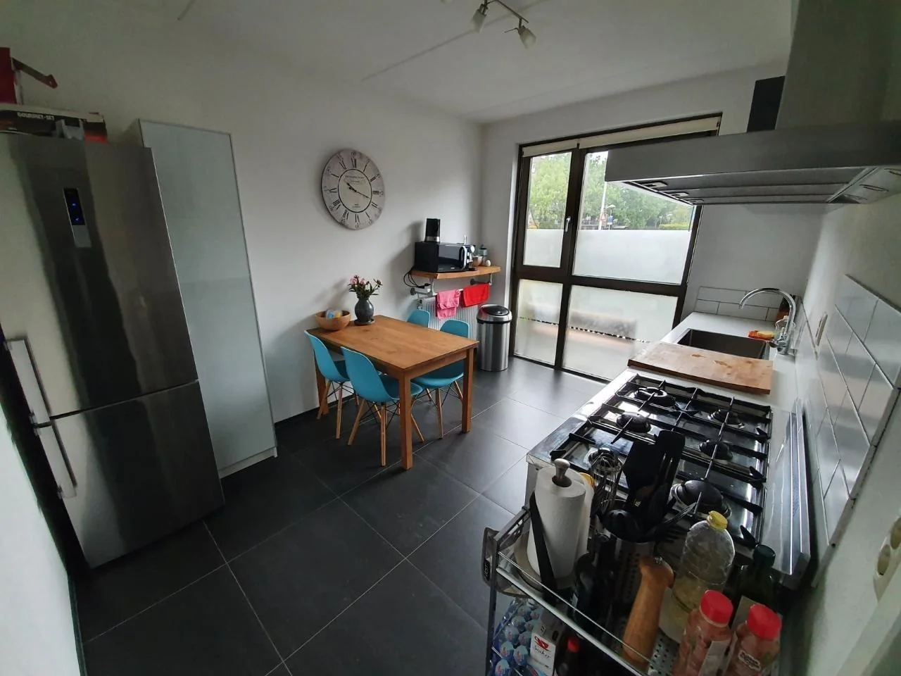 geblurde versie van de foto als achtergrond