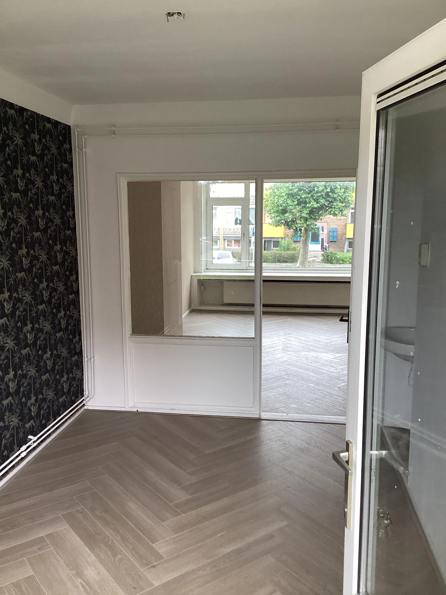 geblurde versie van de foto als achtergrond