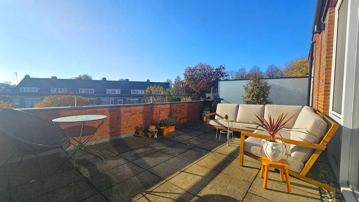 geblurde versie van de foto als achtergrond