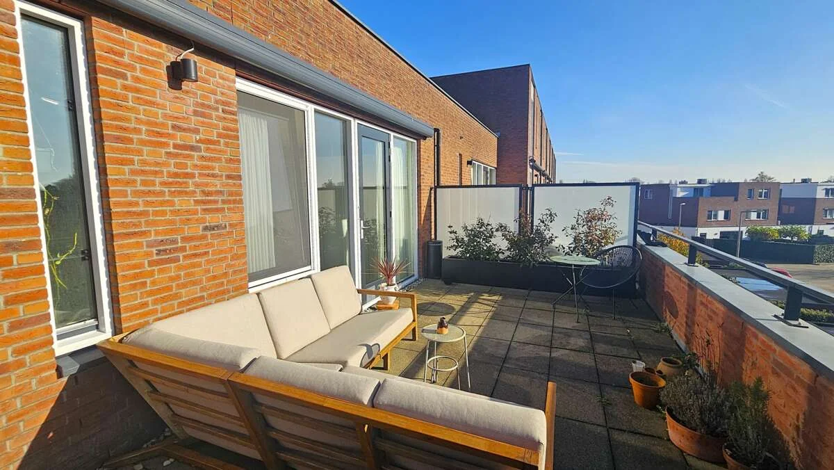 geblurde versie van de foto als achtergrond