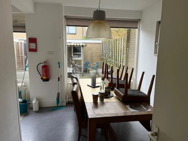 geblurde versie van de foto als achtergrond