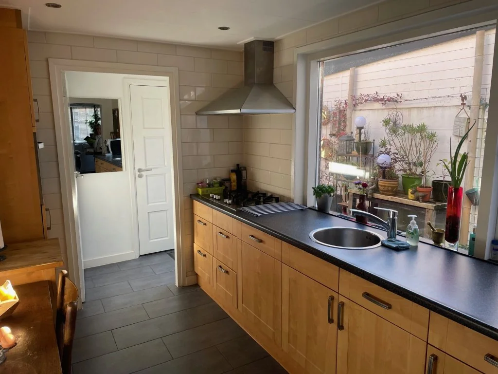 geblurde versie van de foto als achtergrond