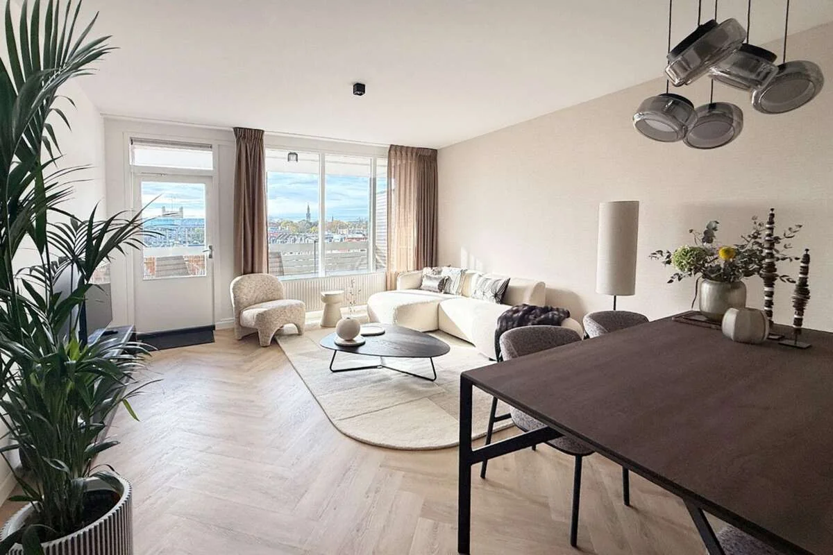 geblurde versie van de foto als achtergrond