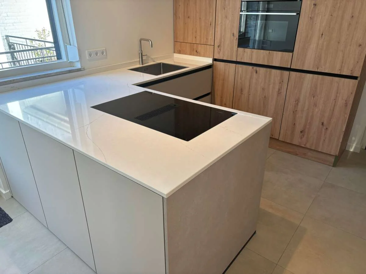 geblurde versie van de foto als achtergrond