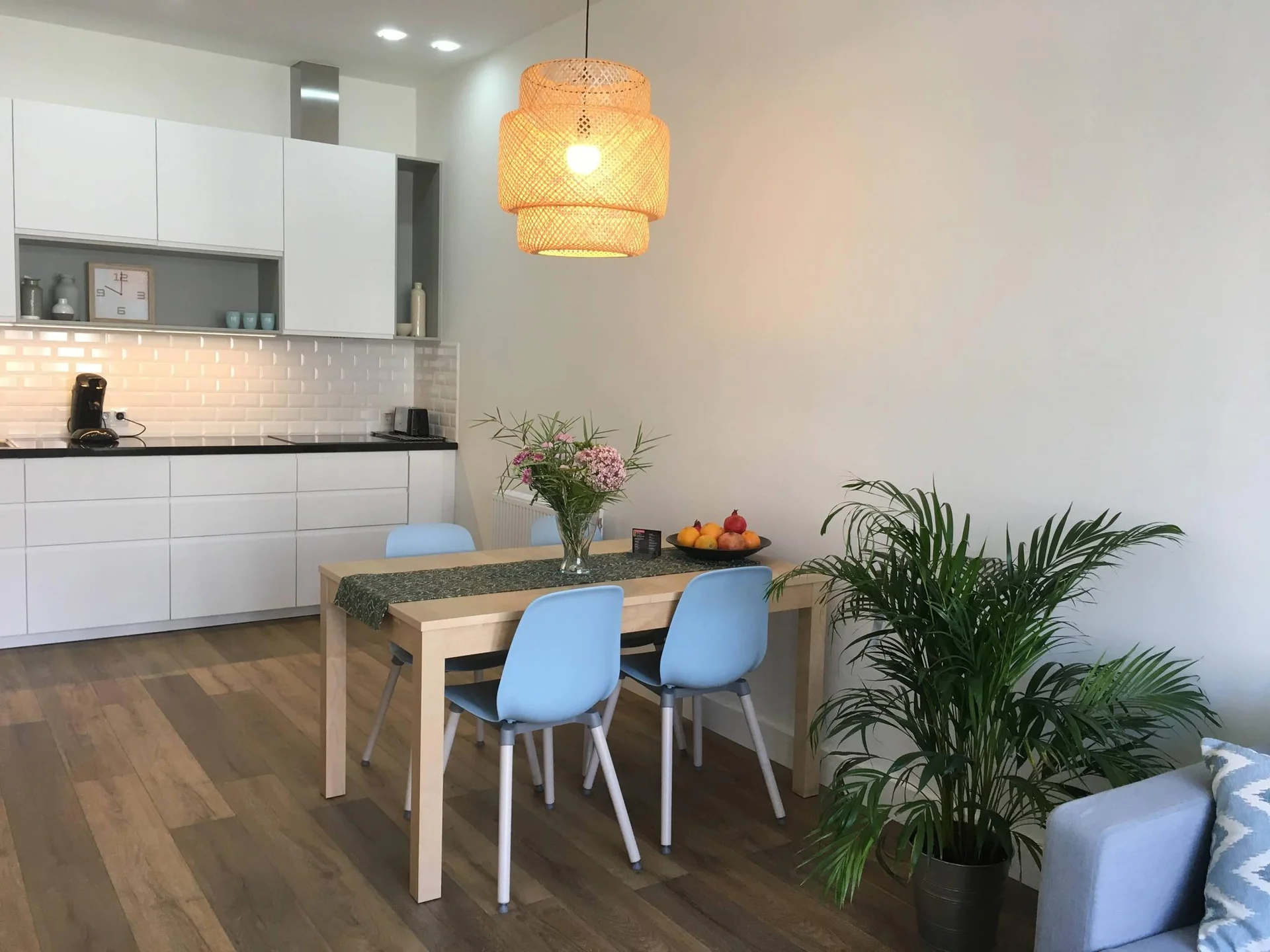 geblurde versie van de foto als achtergrond