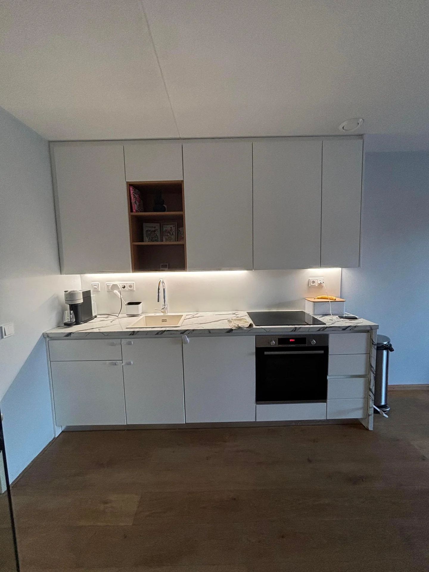 geblurde versie van de foto als achtergrond