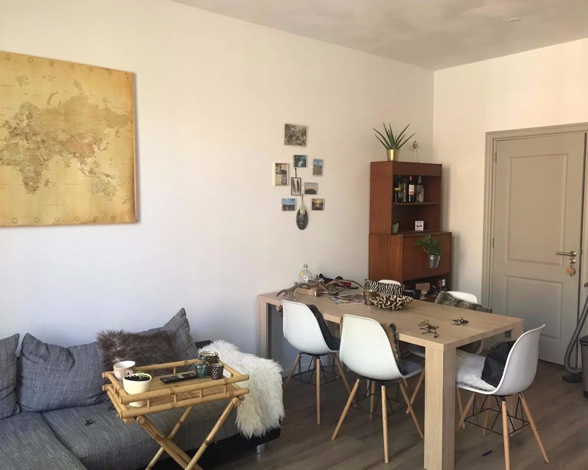 geblurde versie van de foto als achtergrond