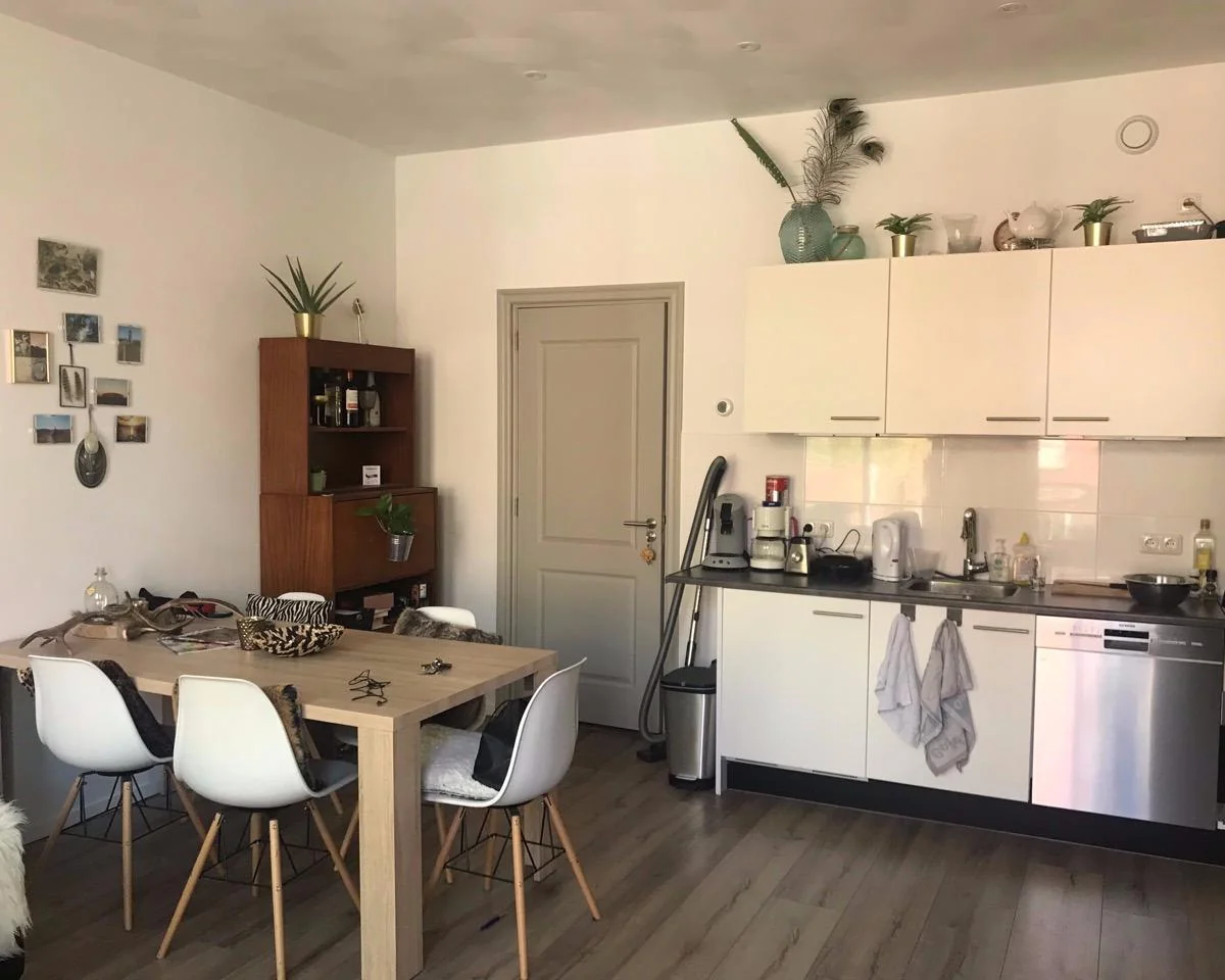 geblurde versie van de foto als achtergrond