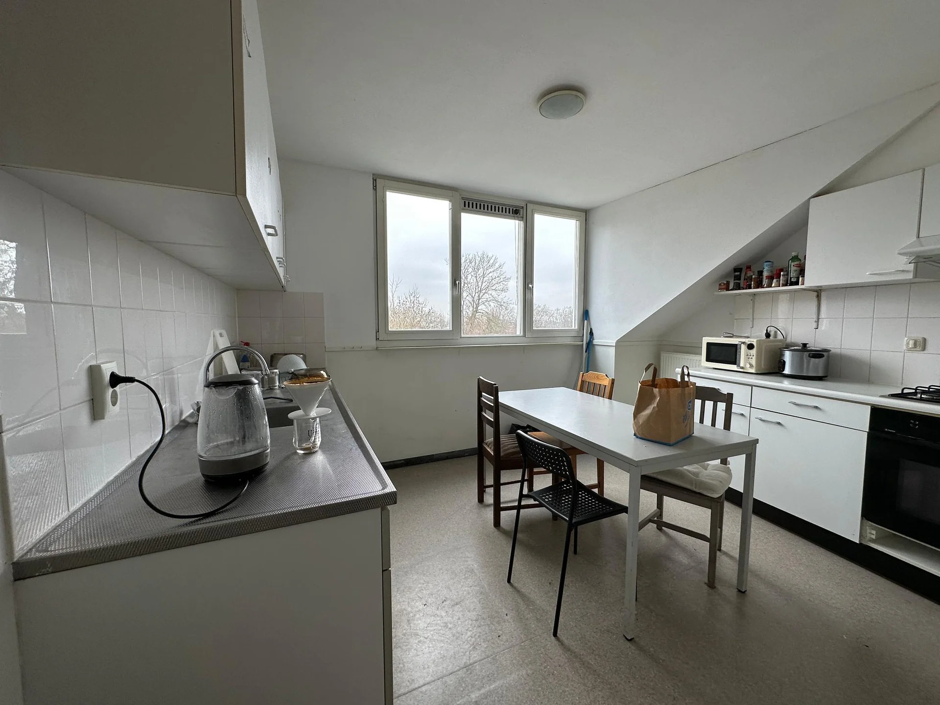 geblurde versie van de foto als achtergrond