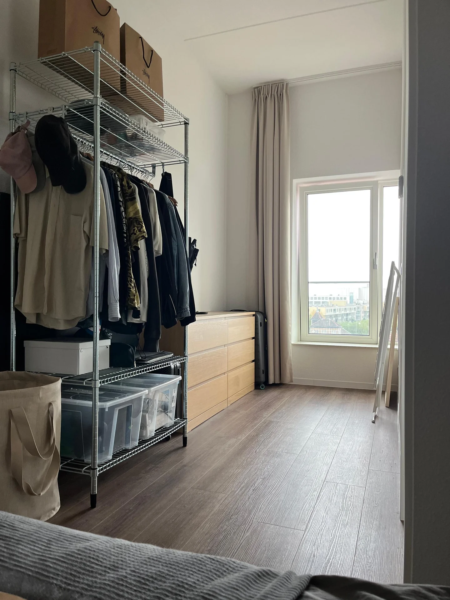 geblurde versie van de foto als achtergrond