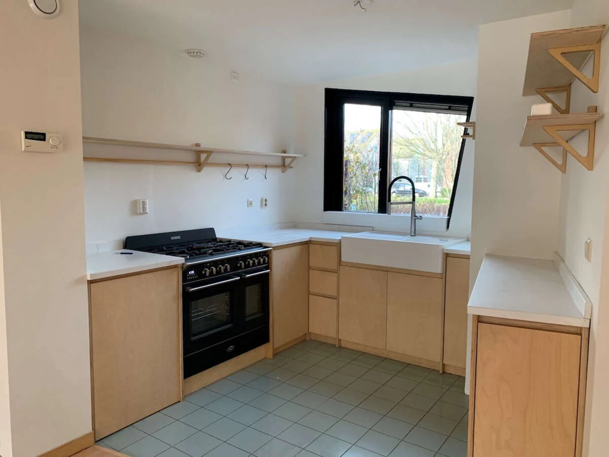 geblurde versie van de foto als achtergrond