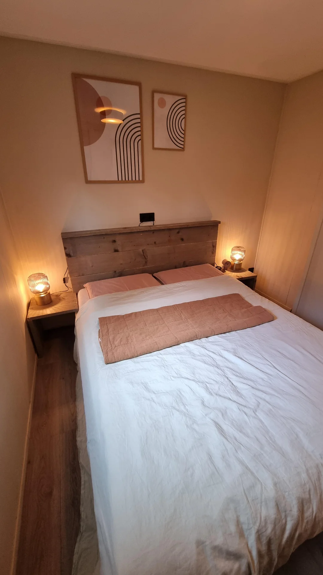 geblurde versie van de foto als achtergrond