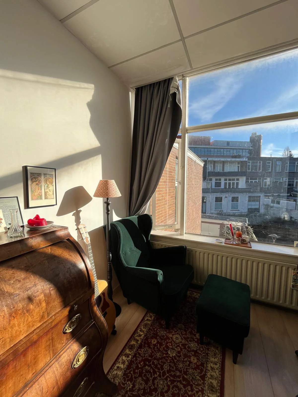 geblurde versie van de foto als achtergrond