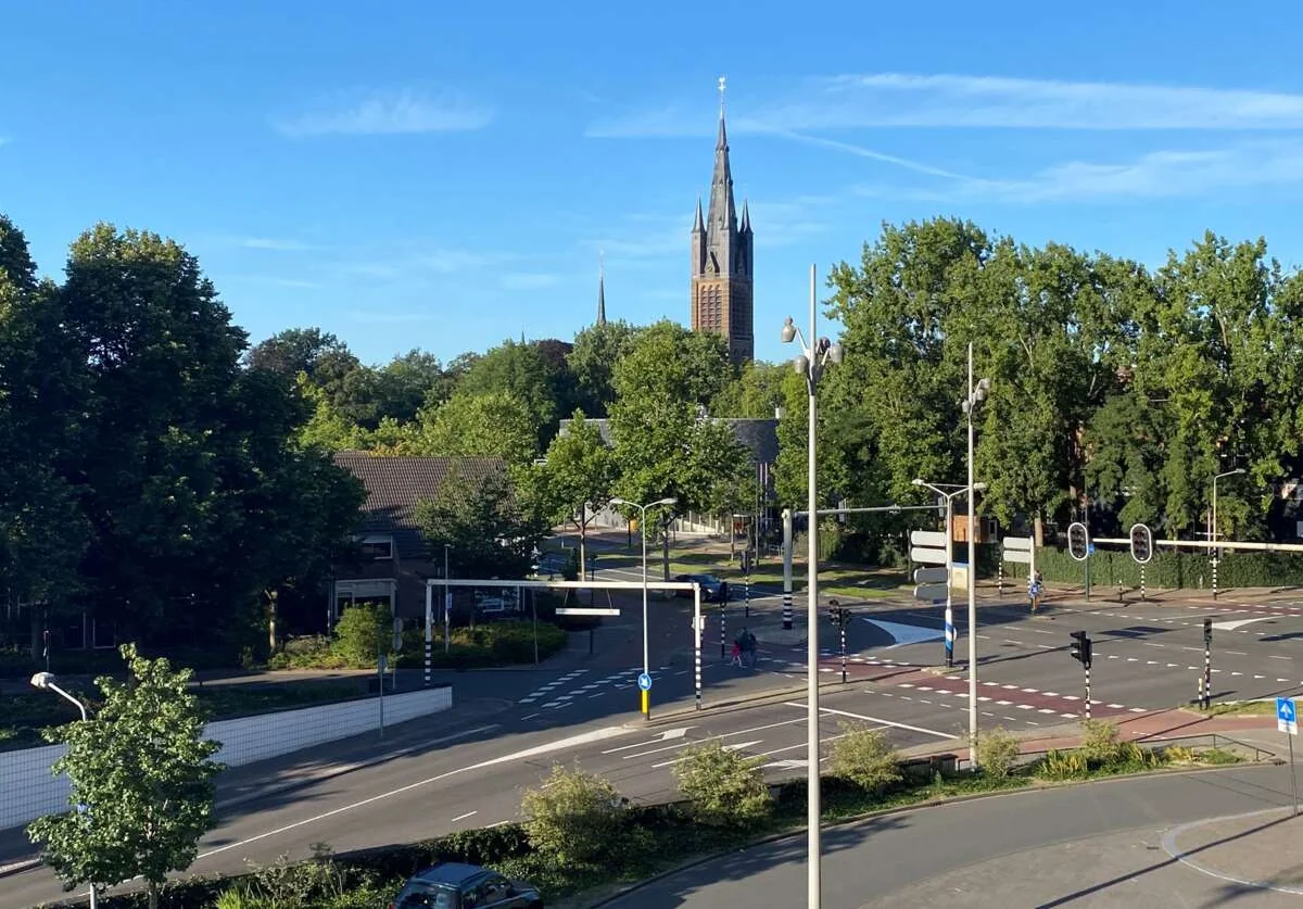 geblurde versie van de foto als achtergrond