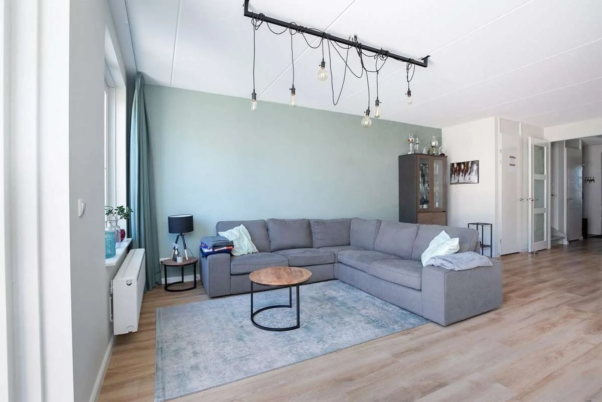 geblurde versie van de foto als achtergrond