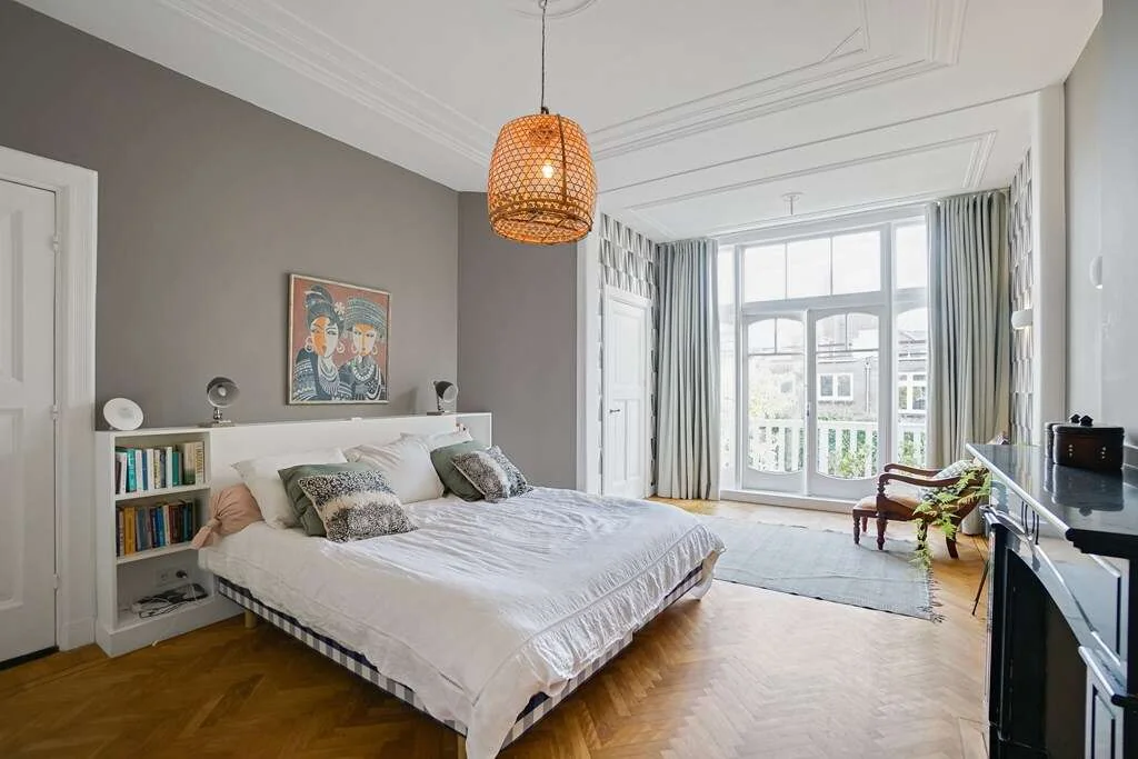 geblurde versie van de foto als achtergrond