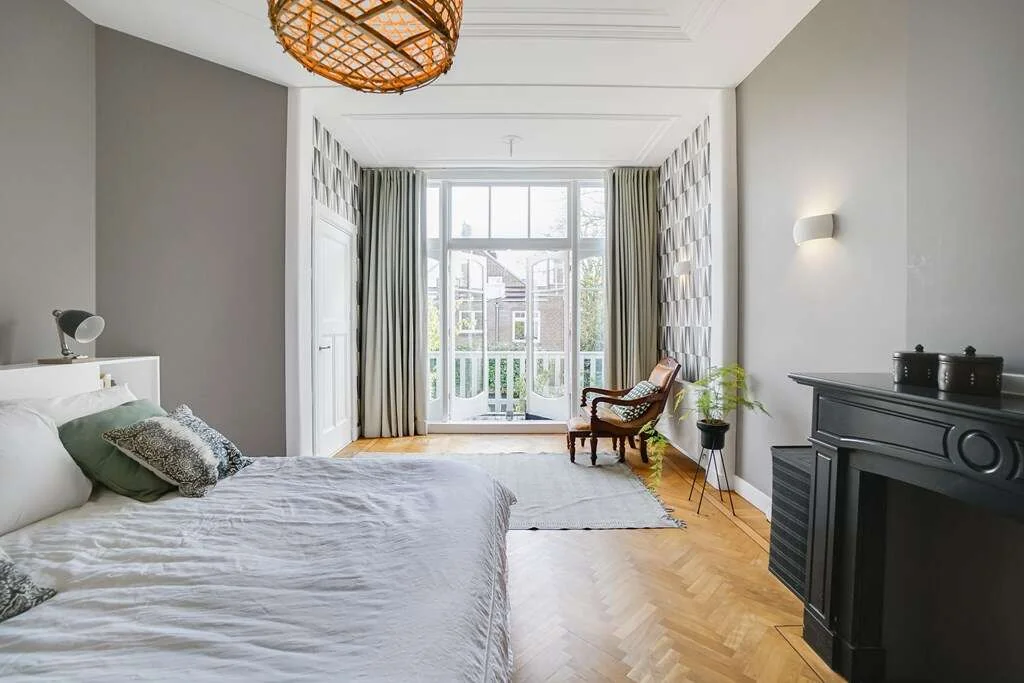 geblurde versie van de foto als achtergrond