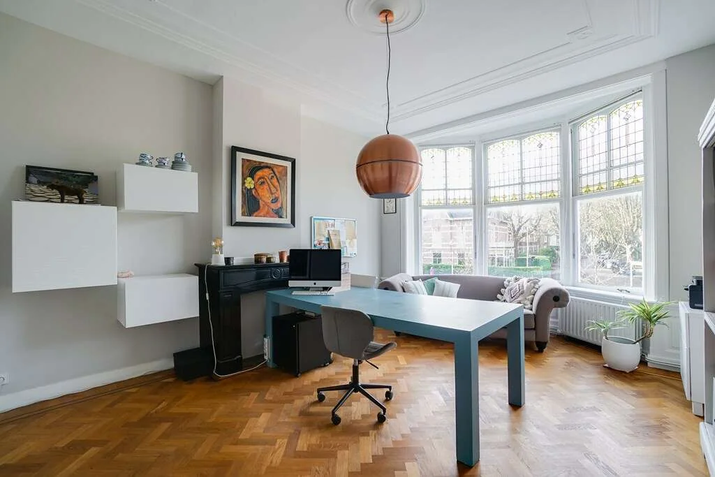 geblurde versie van de foto als achtergrond