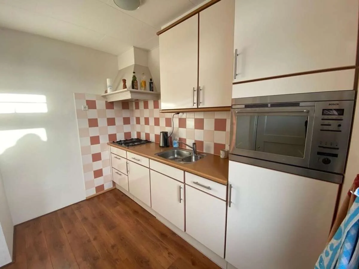 geblurde versie van de foto als achtergrond