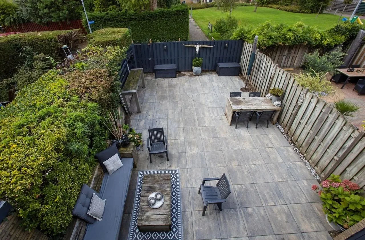 geblurde versie van de foto als achtergrond